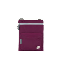 Load image into Gallery viewer, Roka chelsea B medium royal burgundy.
