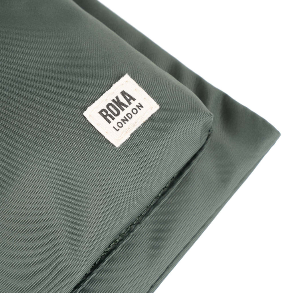 Roka chelsea B medium thyme.