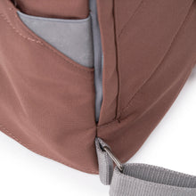 Load image into Gallery viewer, Roka Finchley small coco.
