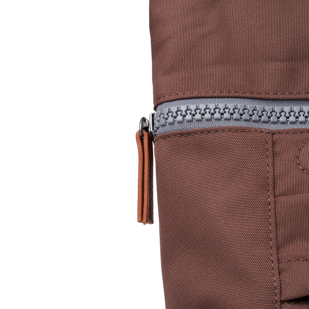 Roka Finchley small coco.