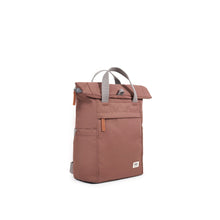 Load image into Gallery viewer, Roka Finchley small coco.
