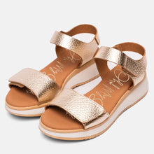 Load image into Gallery viewer, Oh My Sandals 5660CHAM- Sandal.
