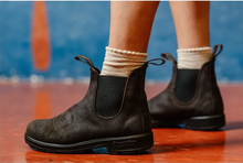 Load image into Gallery viewer, Blundstone Womens Dark Brown Chelsea Boot
