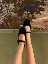 Load image into Gallery viewer, Flabelus Mary Jane
