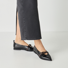 Load image into Gallery viewer, Tamaris Black Mary Jane Pump|122151098
