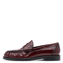Load image into Gallery viewer, Tamaris Burgundy Loafer|124251568
