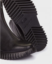 Load image into Gallery viewer, Wonders A4403NE- Ankle Boot.
