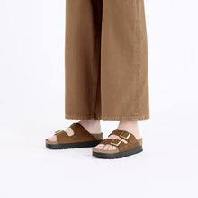 Load image into Gallery viewer, Birkenstock 1028366- Arizona.
