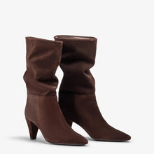 Load image into Gallery viewer, Unisa Dark Brown Suede Boot|LAIABR
