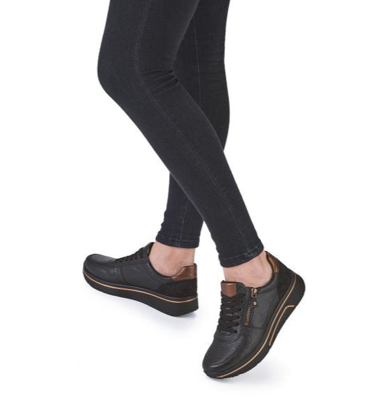 Ara 122754001-Trainer.