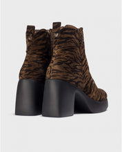 Load image into Gallery viewer, Wonders H4981LEO-Leo Ankle Boot.
