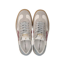 Load image into Gallery viewer, Another Trend Silver And Pink Trainer|A032C100
