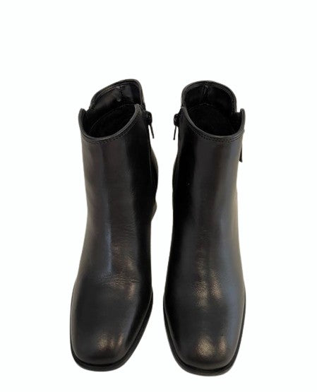 Karen Koo 920007BLK- Leather Ankle Boot