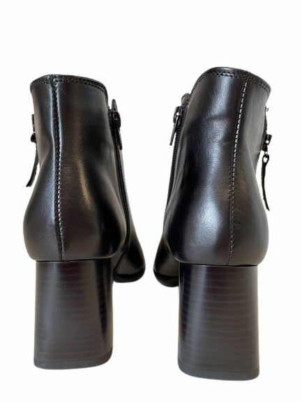 Karen Koo 920007BLK- Leather Ankle Boot