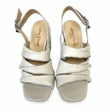 Load image into Gallery viewer, Anna Donna FL271BR- Taupe Sandal
