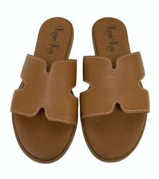 Karen Koo 839001TAN- Sandal.