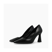 Load image into Gallery viewer, Lodi Black Leather Court Shoe|ROAC210
