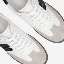 Load image into Gallery viewer, Paul Green Black &amp; White Retro Trainer |5450130
