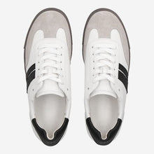 Load image into Gallery viewer, Paul Green Black &amp; White Retro Trainer |5450130
