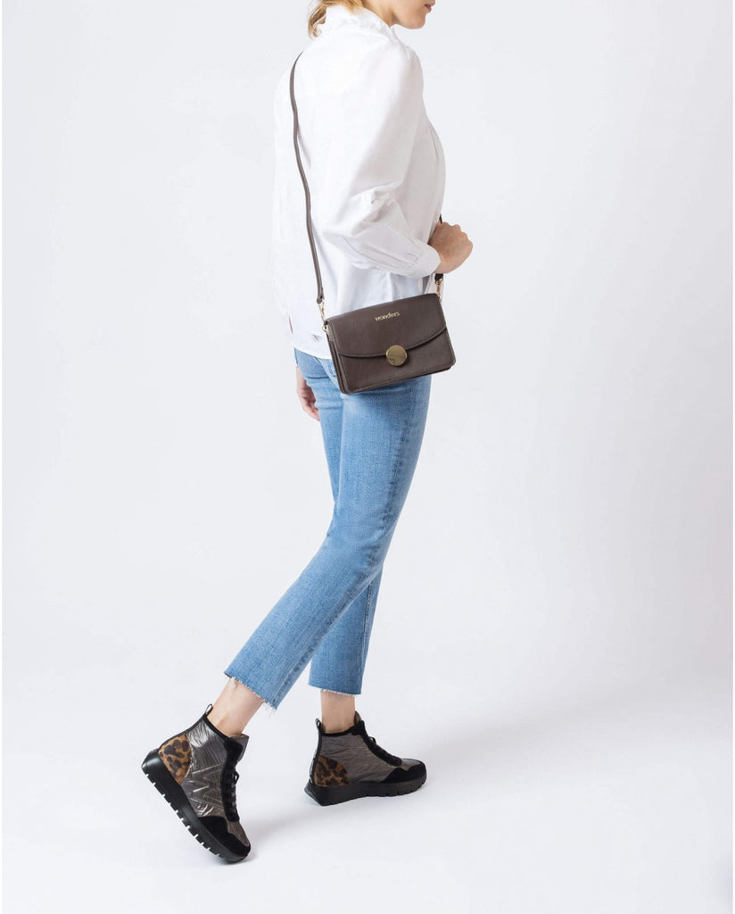 Wonders WB46062BR- Bag.