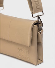 Load image into Gallery viewer, Wonders WB54020TA-Bag.
