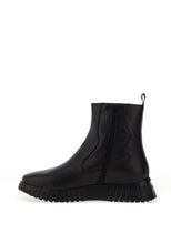 Load image into Gallery viewer, Wonders Black Chelsea Boot|A4422NE
