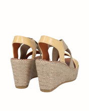Load image into Gallery viewer, Viguera 1900MUL - Espadrilles Open Toe Sandal
