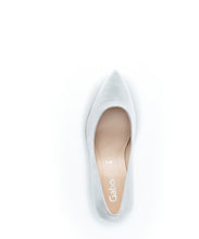 Load image into Gallery viewer, Gabor 2138019 - Court Shoe
