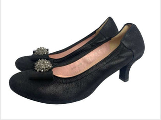 Le Babe Black Court Shoe