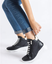 Load image into Gallery viewer, Wonders E6714NE-Ankle Boot
