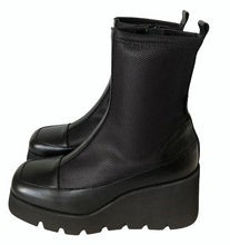 Load image into Gallery viewer, Marco Moreo C2020CJ1 - Wedge Ankle Boot
