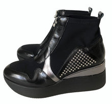 Load image into Gallery viewer, Marco Moreo C2012CJ3 - Wedge Ankle Boot
