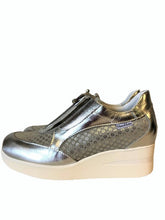 Load image into Gallery viewer, Marco Moreo D0500JLA- Wedge Shoe
