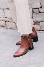 Load image into Gallery viewer, regrade le ciel brown ankle boot
