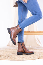 Load image into Gallery viewer, Remonte D867022 - Ankle Boot Wide Fit
