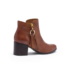 Load image into Gallery viewer, regrade le ciel brown ankle boot
